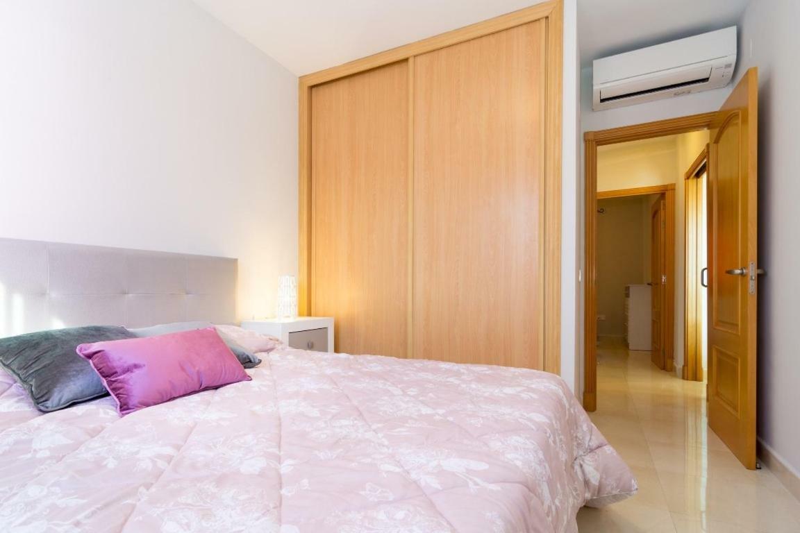 Apartamento En El Mirador De เนร์คา ภายนอก รูปภาพ