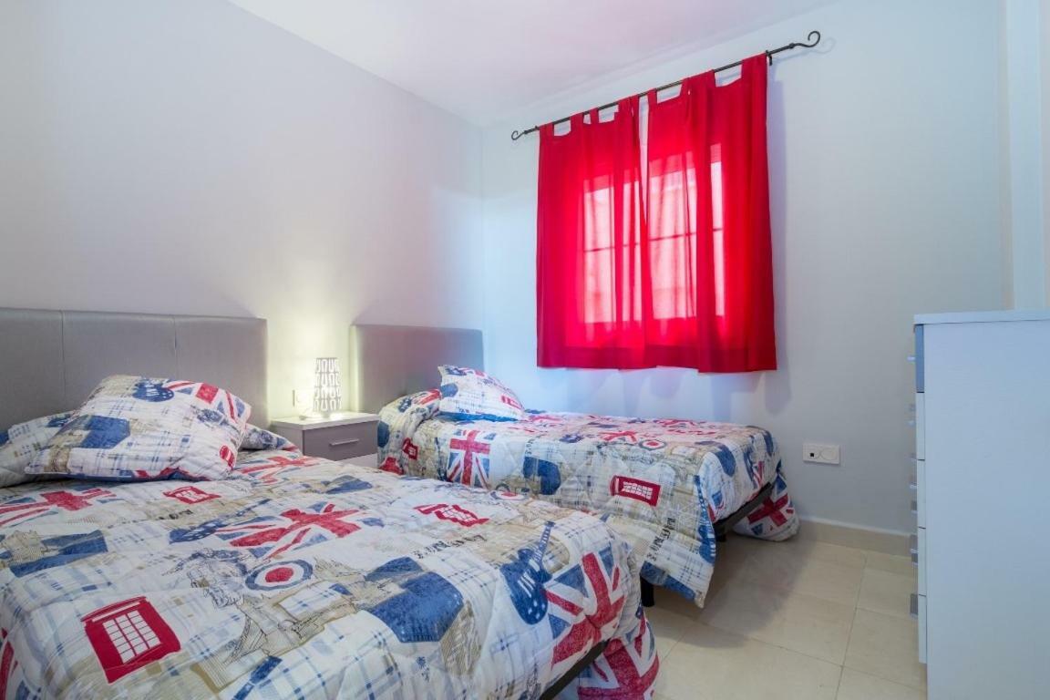 Apartamento En El Mirador De เนร์คา ภายนอก รูปภาพ