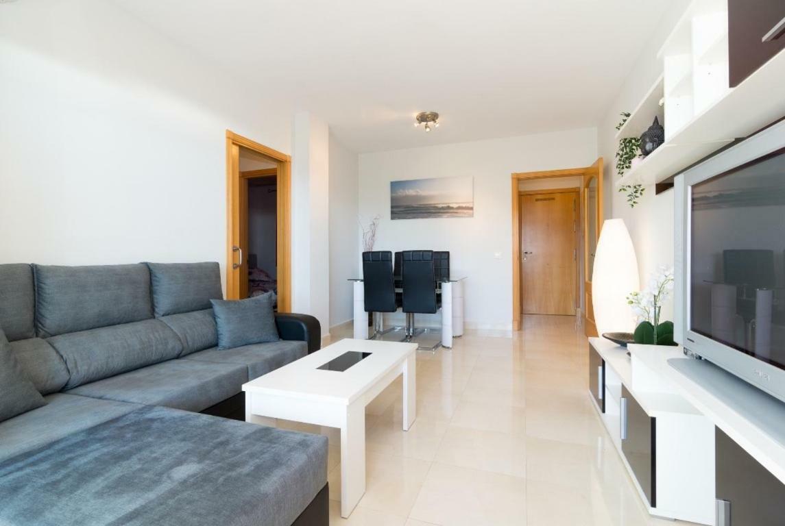 Apartamento En El Mirador De เนร์คา ภายนอก รูปภาพ
